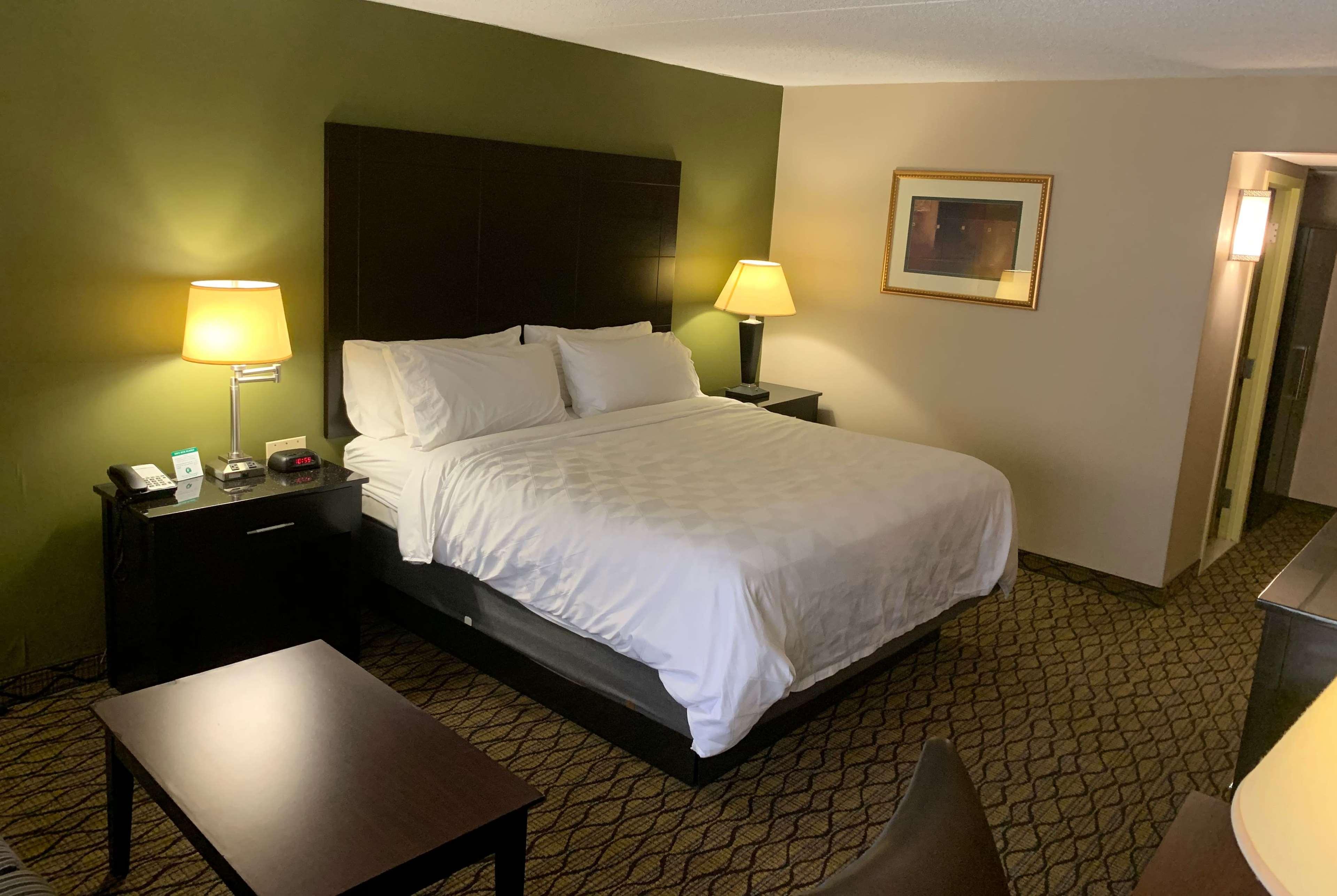 Готель Wyndham Garden Totowa Екстер'єр фото